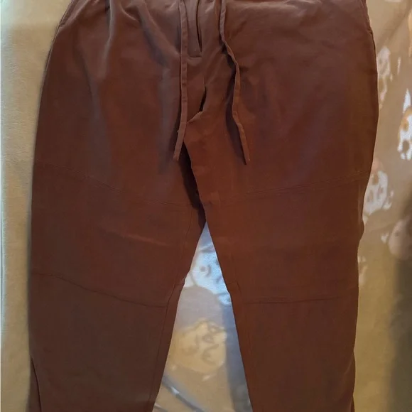 Valerie Stevens Purple Button-Up Blouse and Pant Suit - Picture 5 of 5